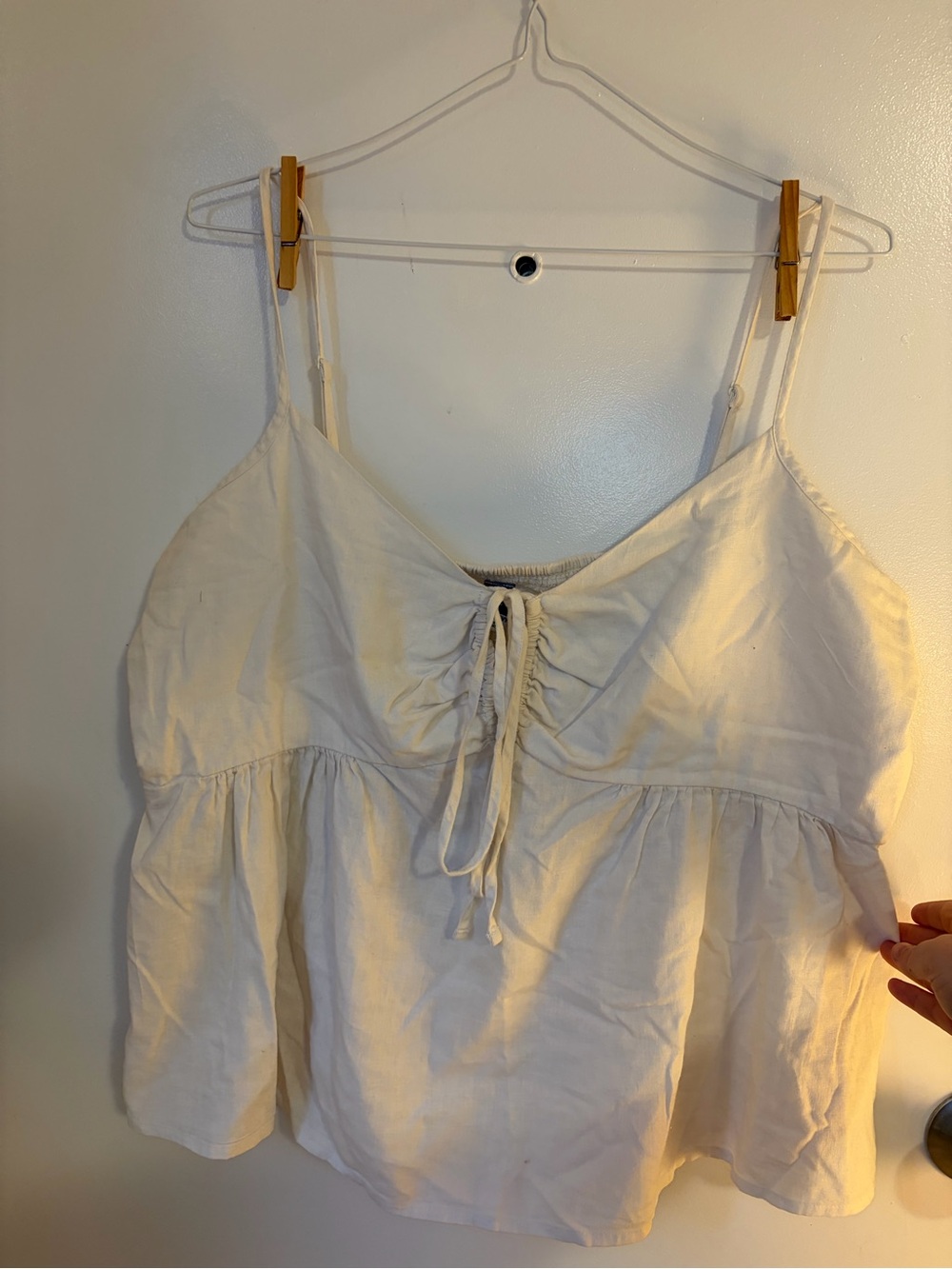 Old Navy Linen Blend Strappy Keyhole-front smocked Babydoll cami top